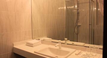 Фотографии Гостиница Art Hotel 4 г. Пермь Пермский край (Россия) №3 Фото Гостиница Art Hotel 4 г. Пермь 3