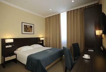 Фото номера Номер стандарт с 1 двуспальной кроватью Гостиница Art Hotel 4 г. Пермь 2