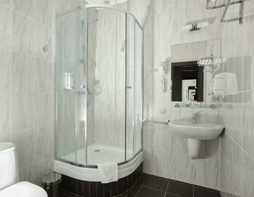 Фото номера Номер стандарт с 1 двуспальной кроватью Гостиница Art Hotel 4 г. Пермь 7