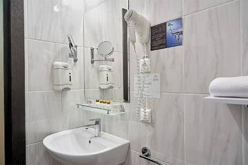 Фото номера Стандартный Гостиница Art Hotel 4 г. Пермь 4