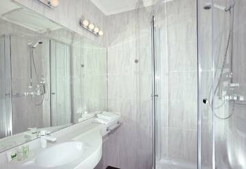 Фото номера Номер стандарт премиум Гостиница Art Hotel 4 г. Пермь 9