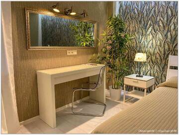 Фото номера Junior suite Апарт-отель отель &quot;Отель цветЫ&quot; г. Пермь 11