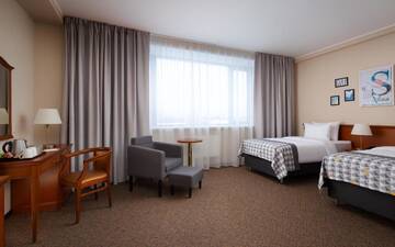 Фото номера Стандартный номер Гостиница Holiday Inn Perm г. Пермь 5