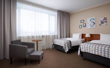 Фото номера Стандартный номер Гостиница Holiday Inn Perm г. Пермь 8