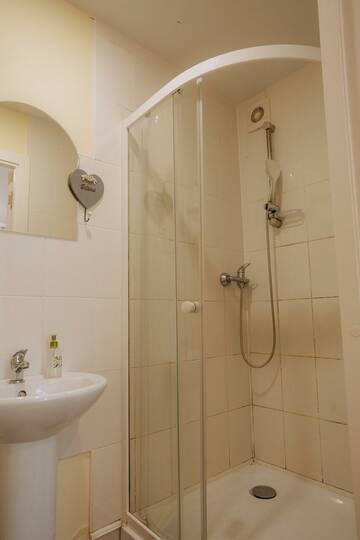 Фото номера Номер делюкс с 2 односпальными кроватями Мини-отель  Albergo г. Пермь 4
