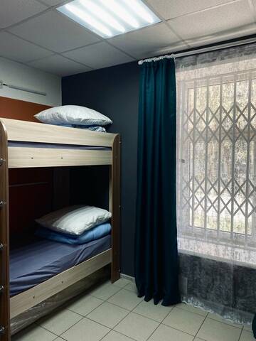 Фото номера Стандартный семейный номер Гостиница Camin Hostel г. Пермь 2