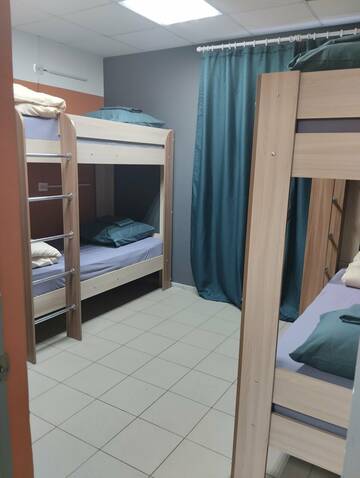 Фото номера Стандартный семейный номер Гостиница Camin Hostel г. Пермь 3
