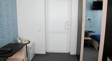 Фото номера Двухместный номер с 2 отдельными кроватями и душем Гостевой дом Inn Ekonom г. Пермь 3