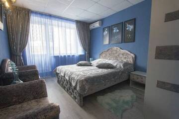 Фото номера Номер с кроватью размера «king-size» с балконом  Гостевой дом Adem Inn г. Пермь 2