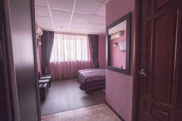 Фото номера Номер с кроватью размера «king-size»  Гостевой дом Adem Inn г. Пермь 7