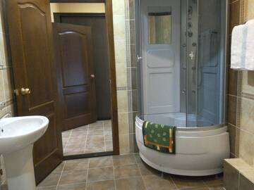 Фото номера Большой двухместный номер с 2 отдельными кроватями Гостиница Atrium г. Пермь 2