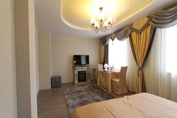 Фото номера Двухместный номер с 1 кроватью Гостиница Gallyanna Hotel г. Пермь 2