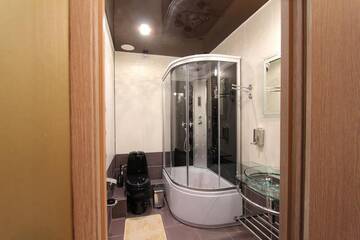 Фото номера Двухместный номер с 1 кроватью Гостиница Gallyanna Hotel г. Пермь 4